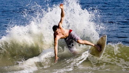 开云体育官方网站登陆-库里：连续多场“三分雨”，刷新历史神话！，库里的三分就是这样