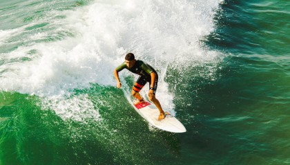 开云APP-篮球运动员专项体能训练成效显著，篮球专项体能的五个方面