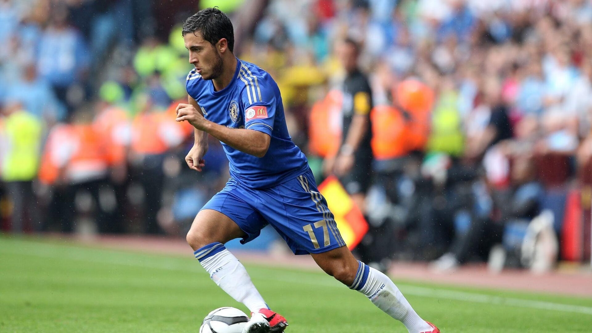 “智能化比赛直播平台上线,为观众带来沉浸体验”,智能大赛